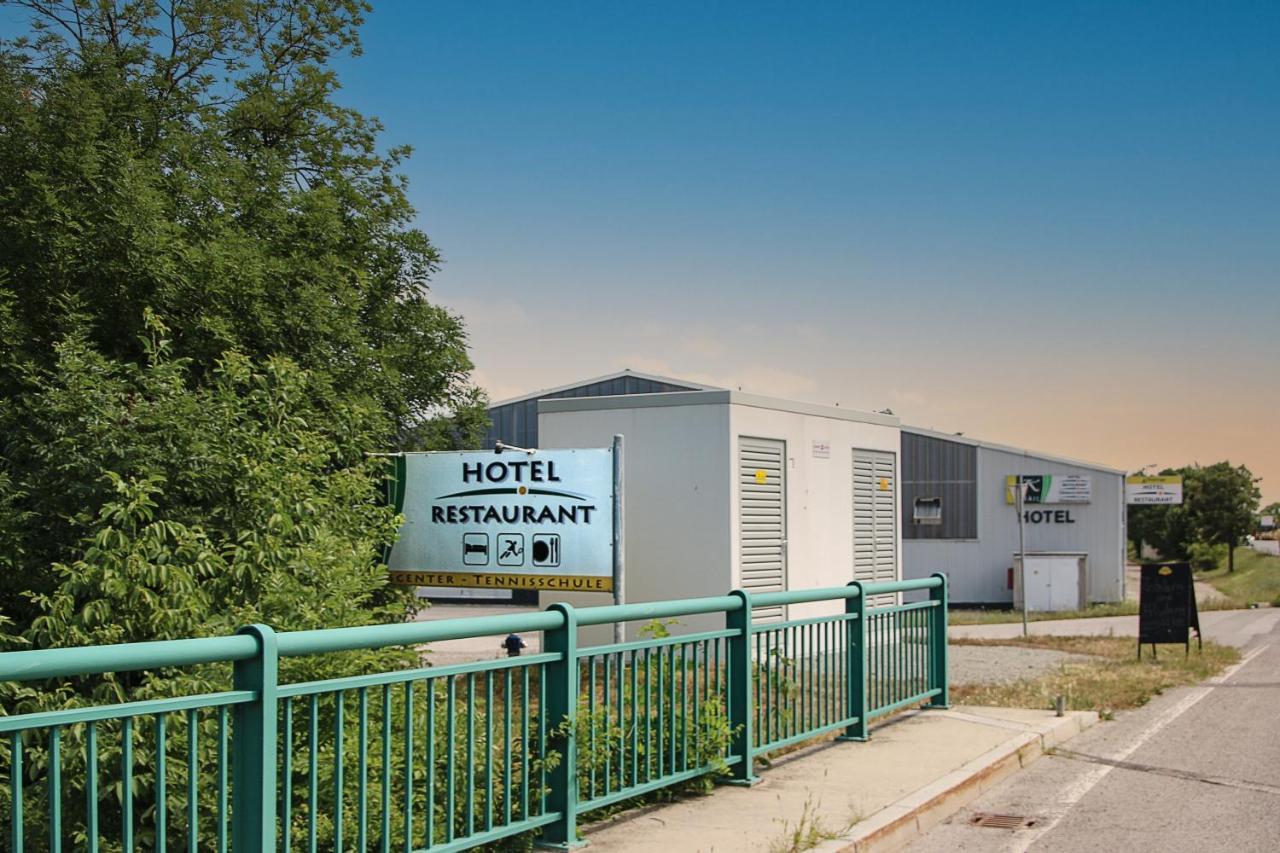 Hotel Khail Maria Lanzendorf Exteriér fotografie